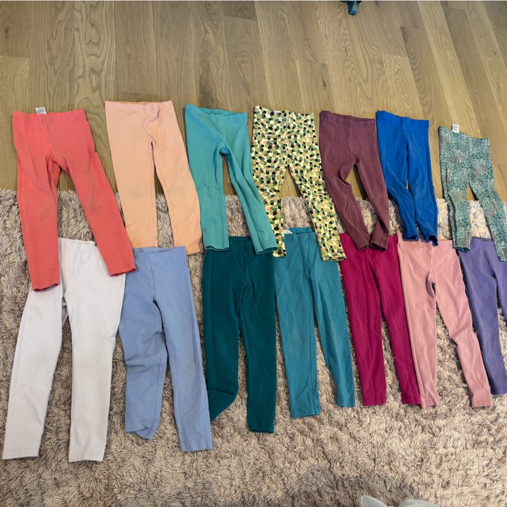 (14) pair of size 5 Tea Collection leggings